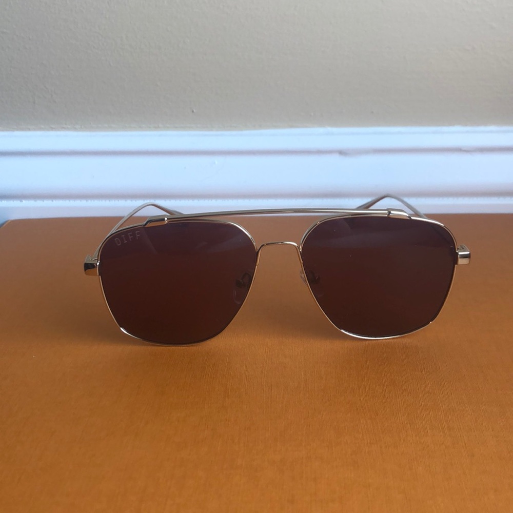 Diff eyewear sunglasses - atlas gold and brown